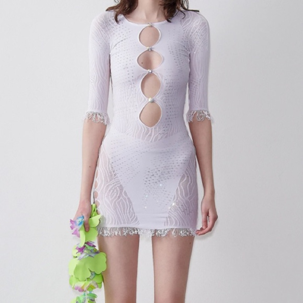 POSTER GIRL
RHINESTONED MIRANDA DRESS